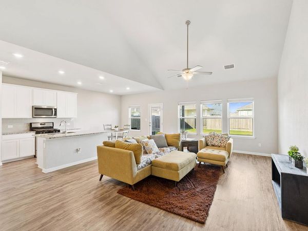 419 Windy Reed RD, Hutto, TX 78634