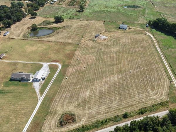10914 Summers Road, Summers, AR 72769