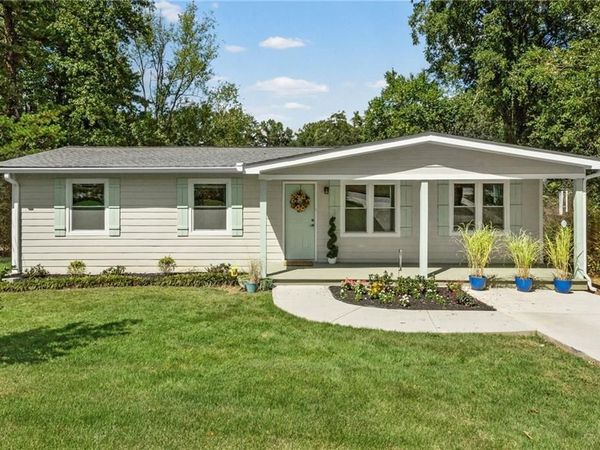 2406 Woodland Drive NW, Kennesaw, GA 30152