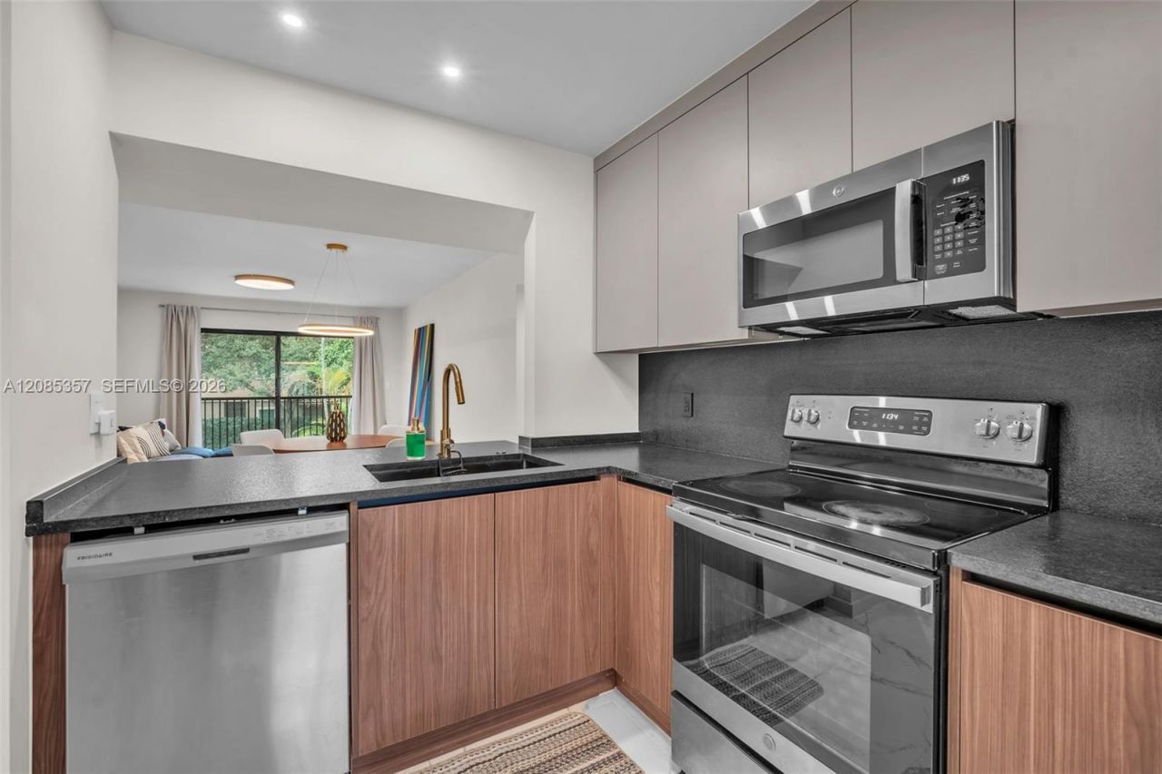 11158 W Sample Rd, Unit 11158, Coral Springs, FL 33065 Photo