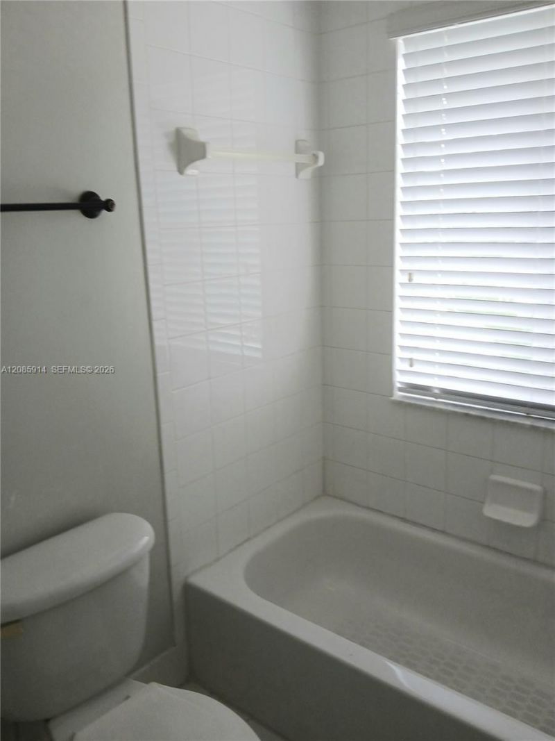 105 Hidden Ct Rd, Unit A-3, Hollywood, FL 33023 Photo