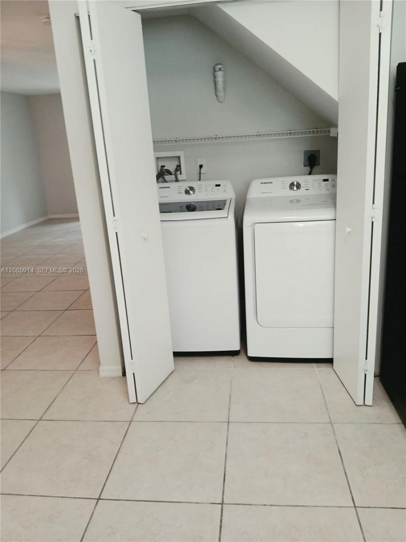 105 Hidden Ct Rd, Unit A-3, Hollywood, FL 33023 Photo