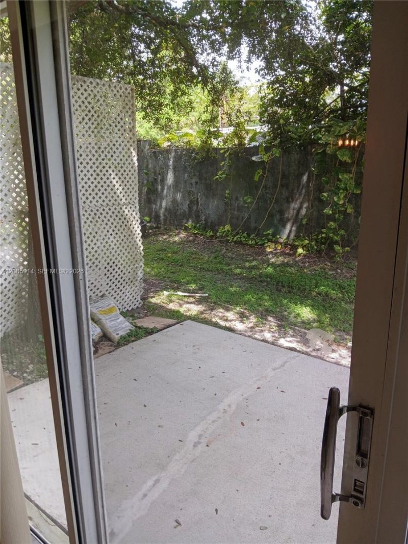 105 Hidden Ct Rd, Unit A-3, Hollywood, FL 33023 Photo