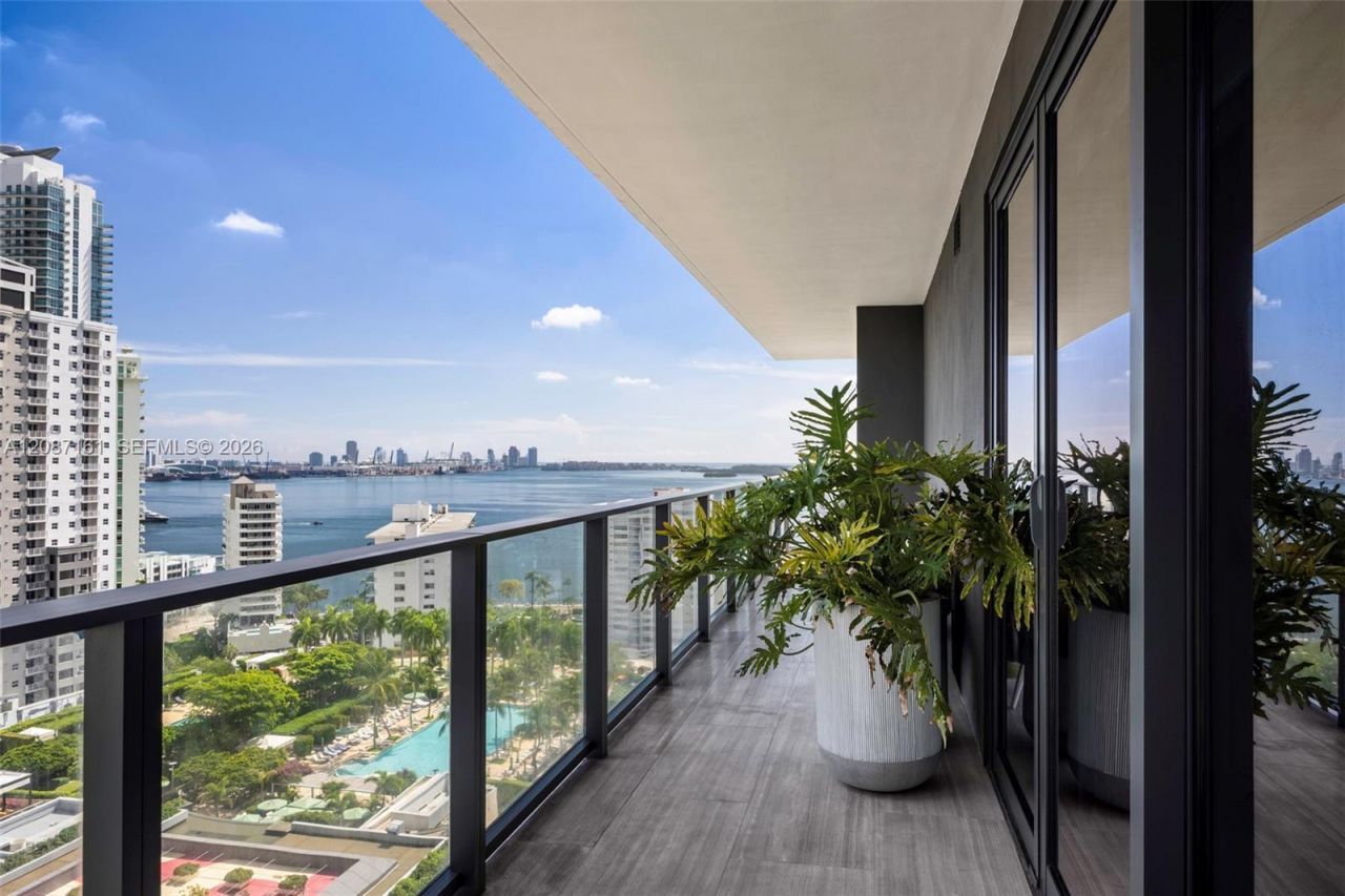1451 Brickell Ave, Unit 1901, Miami, FL 33131 Photo