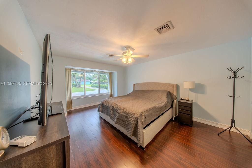 4391 SW 77th Ave, Davie, FL 33328 Photo