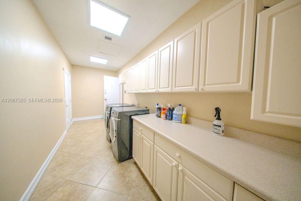 4391 SW 77th Ave, Davie, FL 33328 Photo