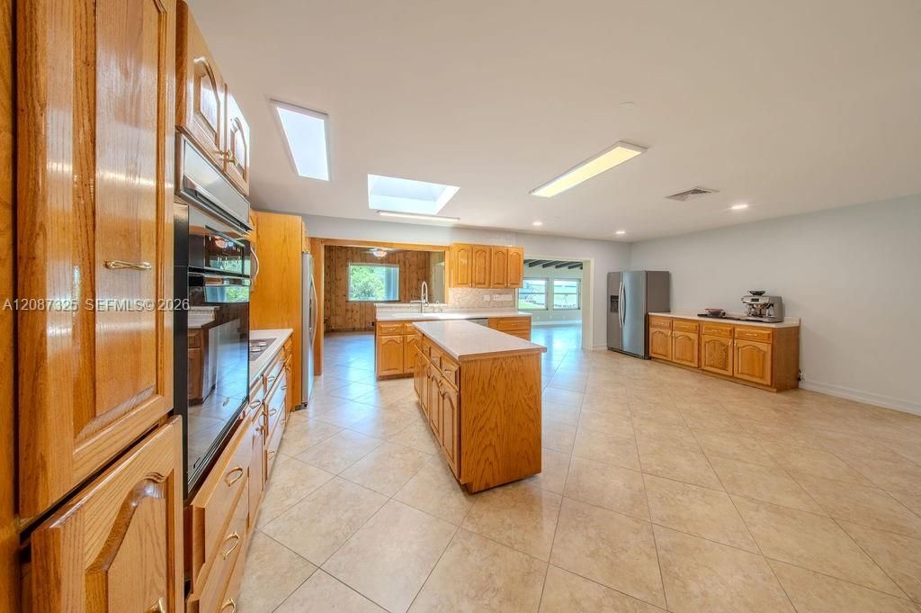 4391 SW 77th Ave, Davie, FL 33328 Photo