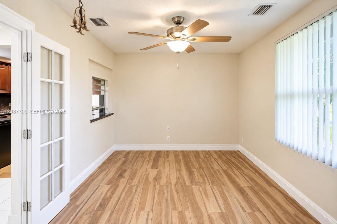 7303 NW 59th St, Tamarac, FL 33321 Photo