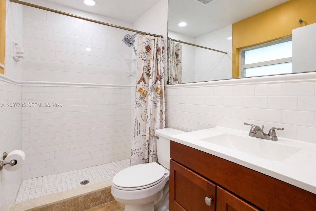 7303 NW 59th St, Tamarac, FL 33321 Photo