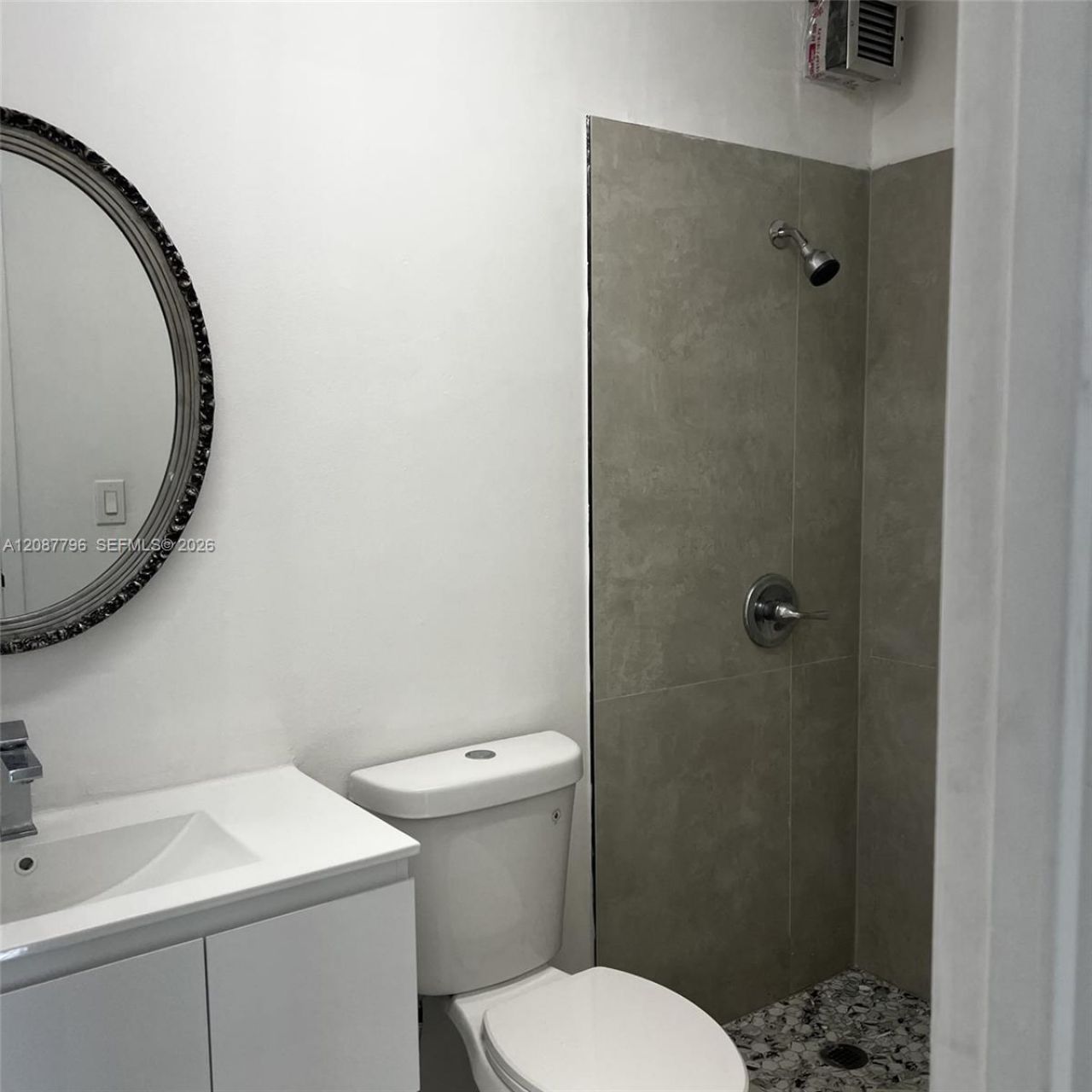 200 172nd St, Unit 504, Sunny Isles Beach, FL 33160 Photo