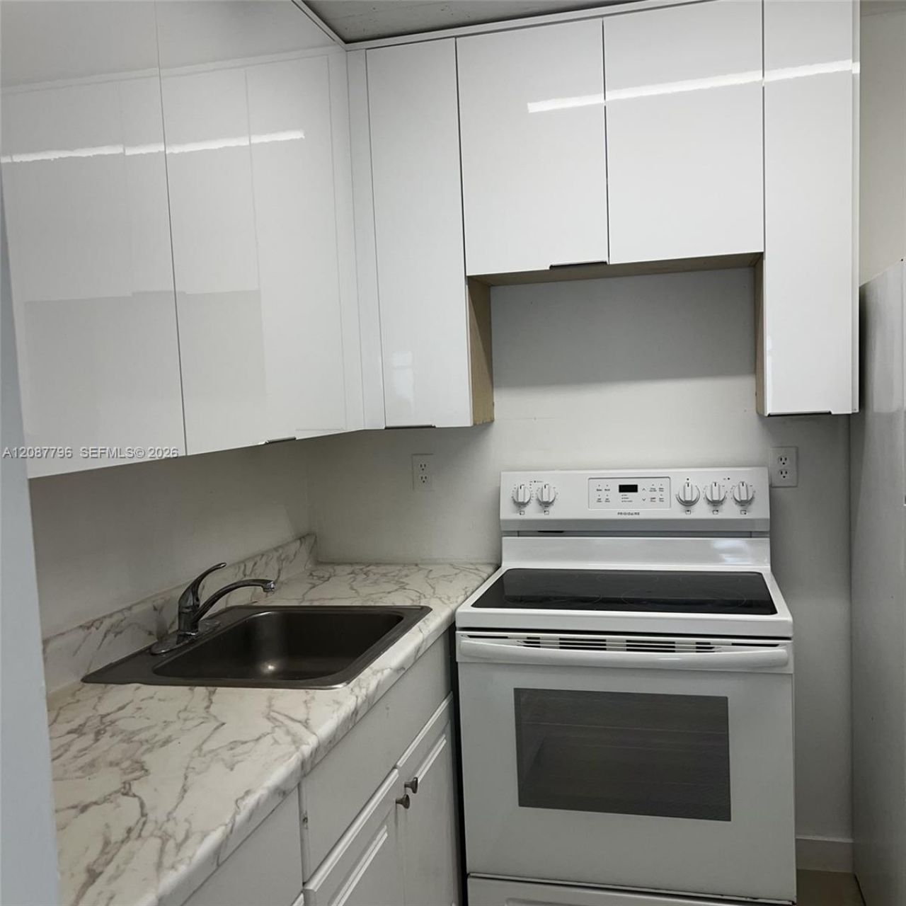 200 172nd St, Unit 504, Sunny Isles Beach, FL 33160 Photo