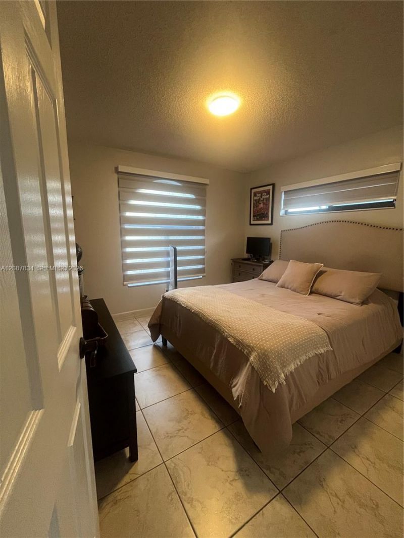 7801 W 30th Ln, Hialeah, FL 33018 Photo