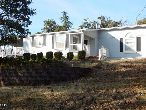 130 Riverview Circle, Shady Cove, OR 97539