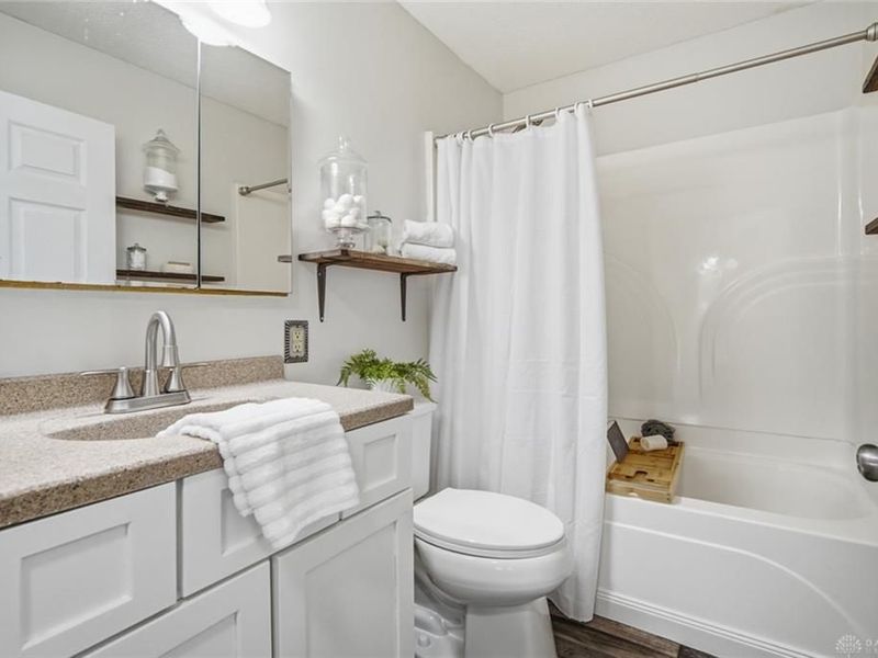 512 Earnshaw Drive, Kettering, OH 45429 Photo 15