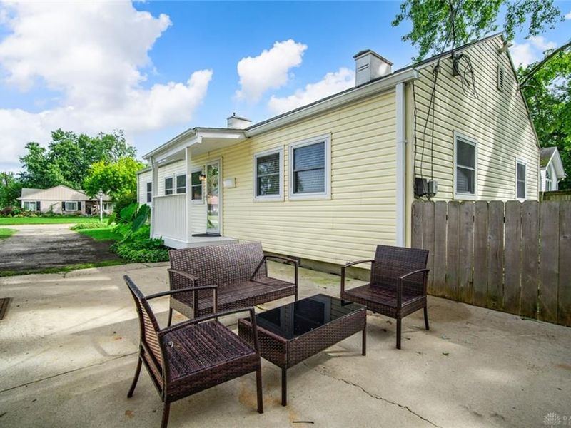 512 Earnshaw Drive, Kettering, OH 45429 Photo 17