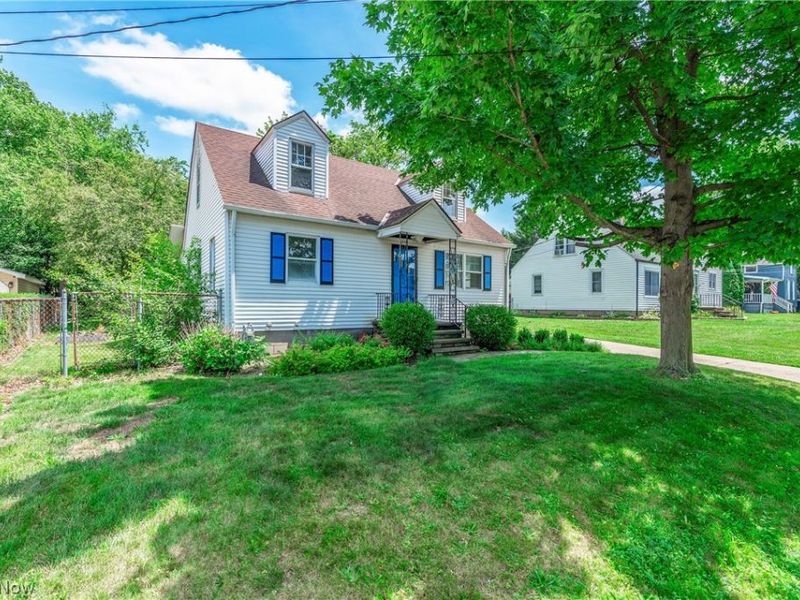 259 Jackson Street, Amherst, OH 44001 Photo 3
