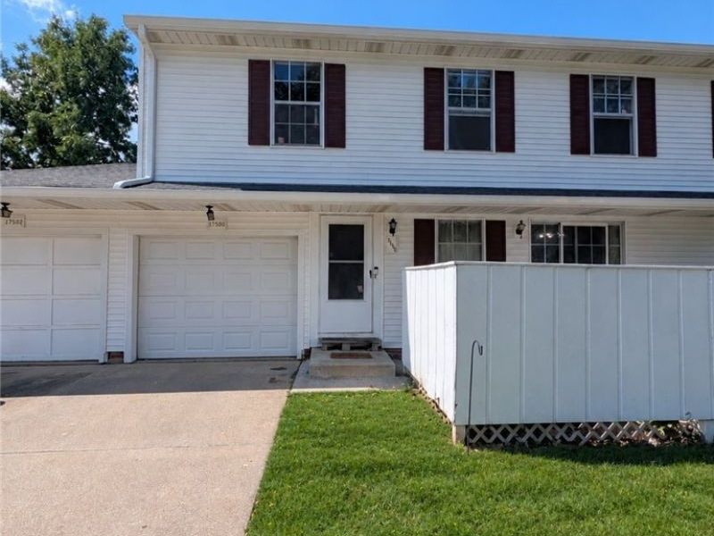 17500 Independence Court, Unit 4B, Brook Park, OH 44142 Photo 1