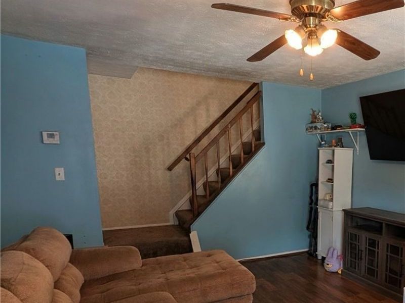 17500 Independence Court, Unit 4B, Brook Park, OH 44142 Photo 6