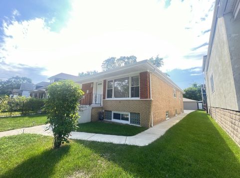 Main Photo