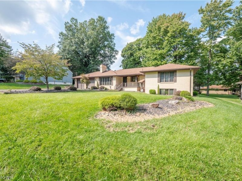 2882 Decamp Road, Youngstown, OH 44511 Photo 2