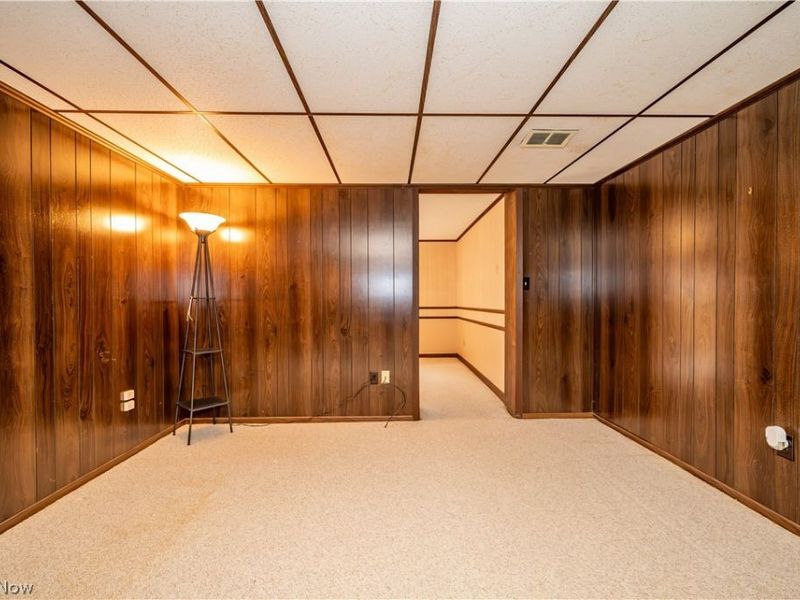2882 Decamp Road, Youngstown, OH 44511 Photo 32