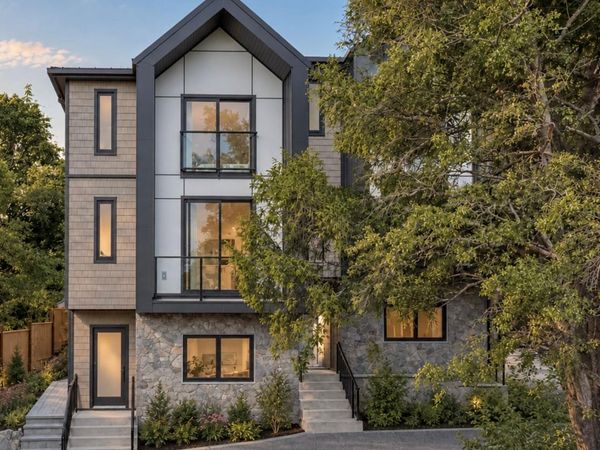 517 Foul Bay Rd, Unit #1, Victoria, BC V8S 4G9
