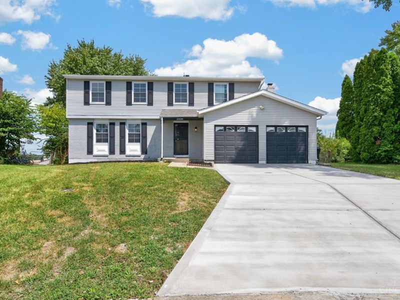 11554 Lincolnshire Drive, Forest Park, OH 45240 Photo 2