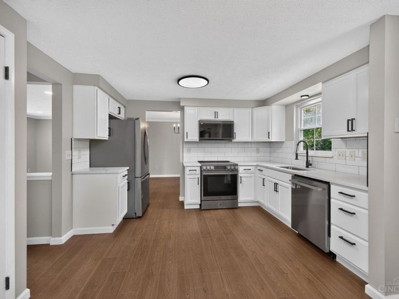 11554 Lincolnshire Drive, Forest Park, OH 45240 Photo 21
