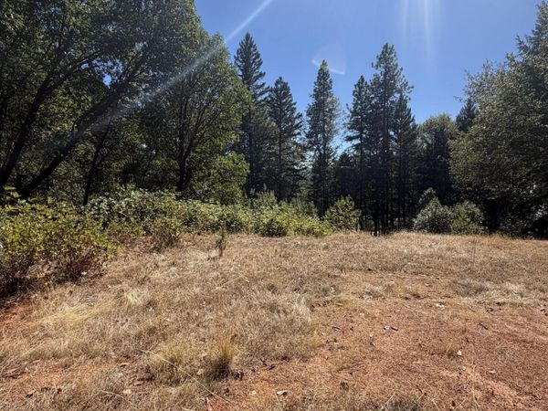108 Cricket Lane, Grants Pass, OR 97527
