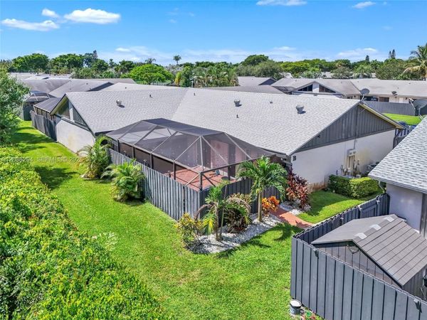 1050 Summit Trail Cir, Unit B, West Palm Beach, FL 33415