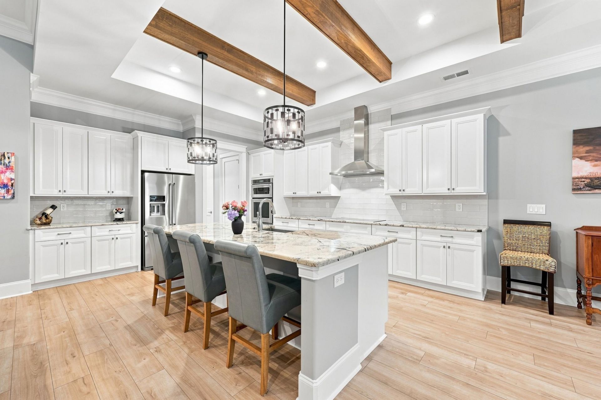 5185 Alwoodley Ln. Photo 14
