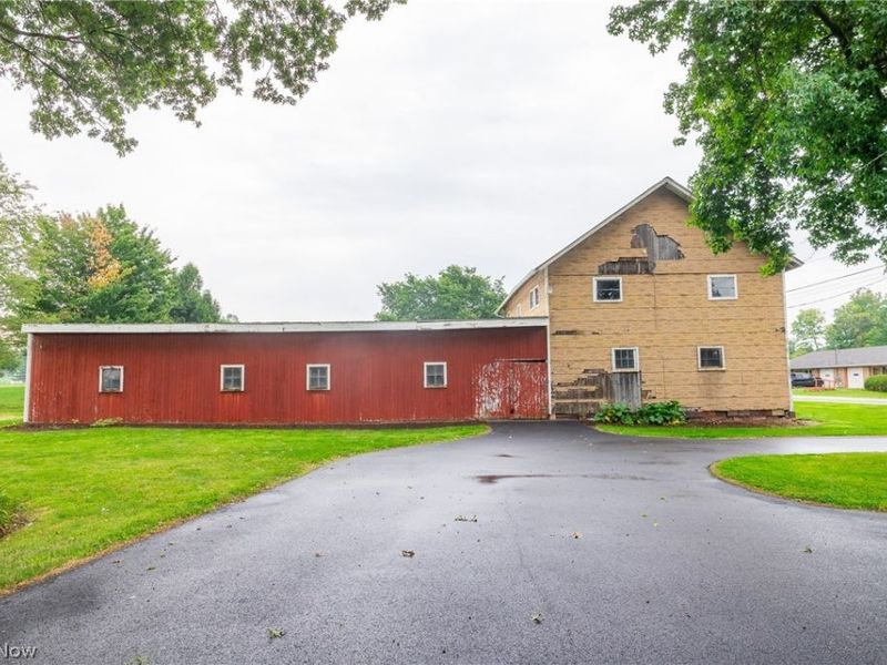8716 Emerson Road, Apple Creek, OH 44606 Photo 7
