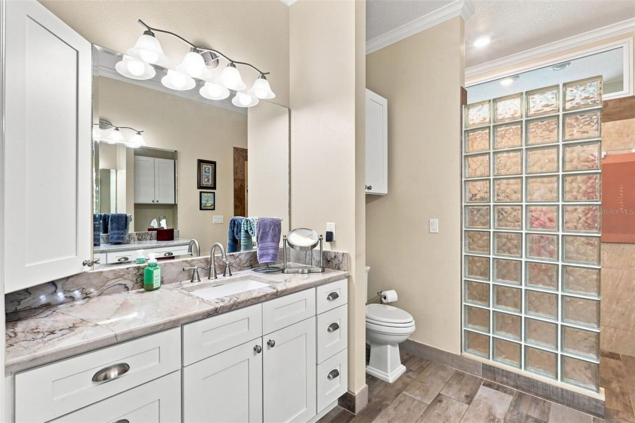 251 W Delaware Avenue, Lake Helen, FL 32744 Photo