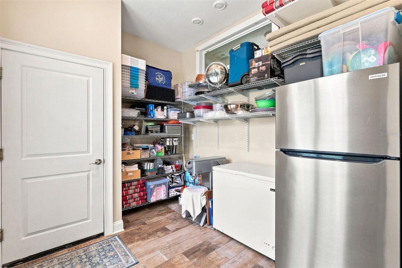 251 W Delaware Avenue, Lake Helen, FL 32744 Photo