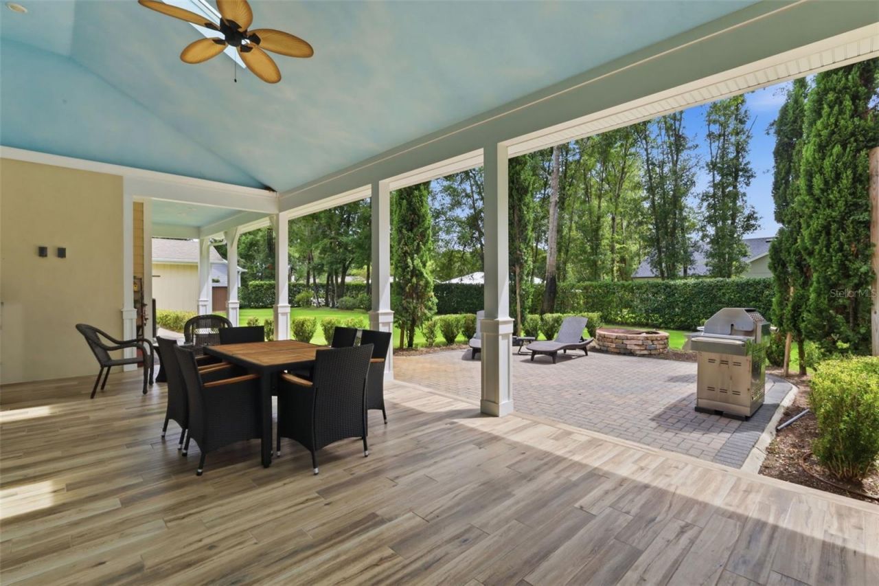 251 W Delaware Avenue, Lake Helen, FL 32744 Photo