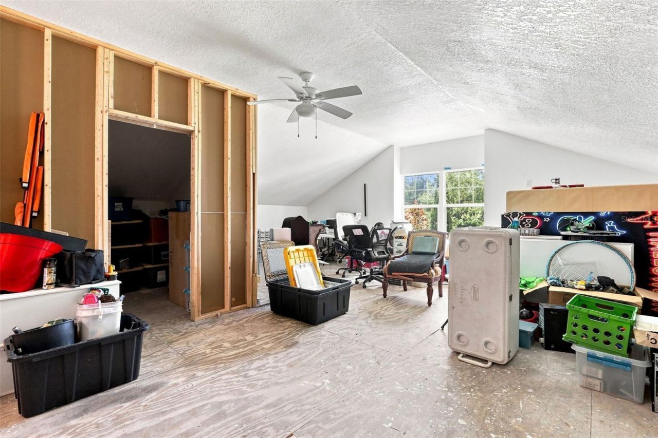 251 W Delaware Avenue, Lake Helen, FL 32744 Photo