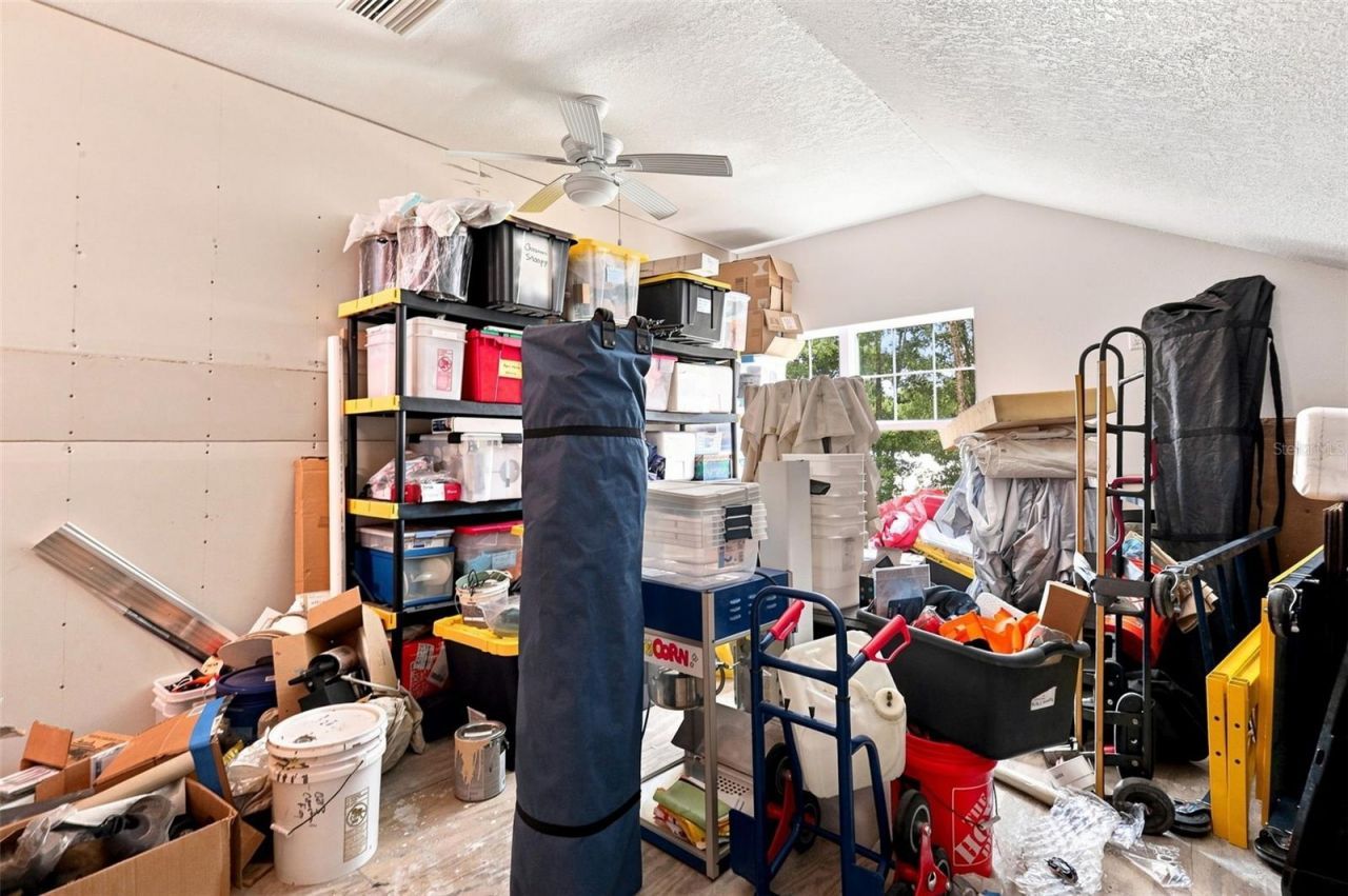 251 W Delaware Avenue, Lake Helen, FL 32744 Photo