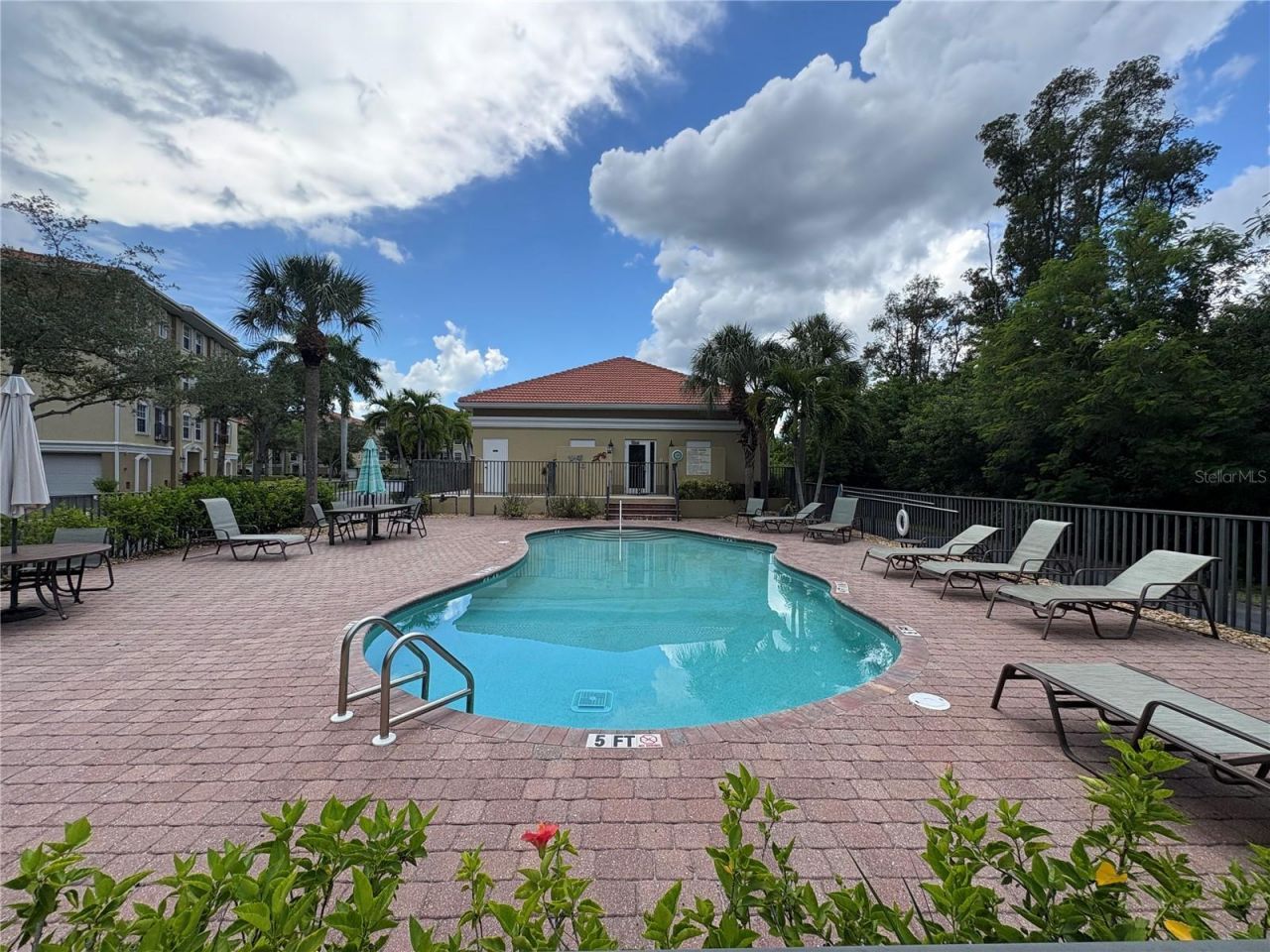 10031 Lake Cove Drive, Unit 201, Fort Myers, FL 33908 Photo