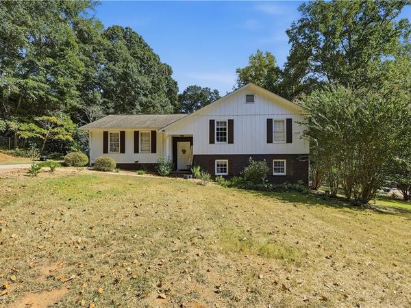 69 Forest Hill Court, Commerce, GA 30529