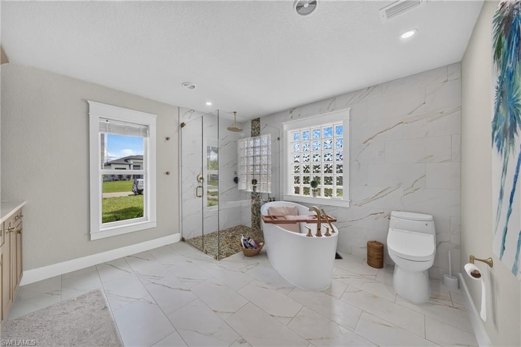 8 NW 36th Ave, Cape Coral, FL 33993 Photo