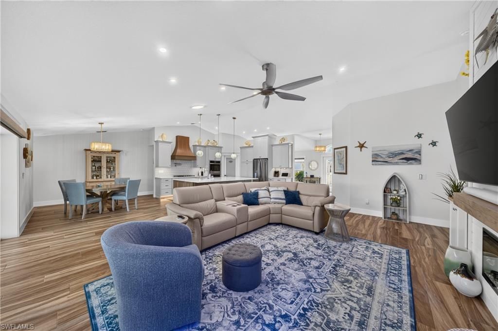 8 NW 36th Ave, Cape Coral, FL 33993 Photo