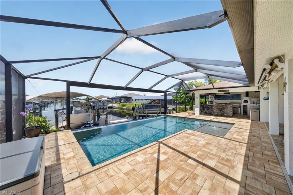 8 NW 36th Ave, Cape Coral, FL 33993 Photo