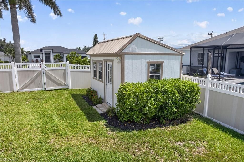 8 NW 36th Ave, Cape Coral, FL 33993 Photo
