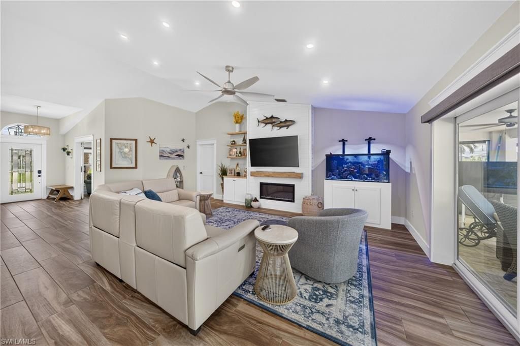 8 NW 36th Ave, Cape Coral, FL 33993 Photo