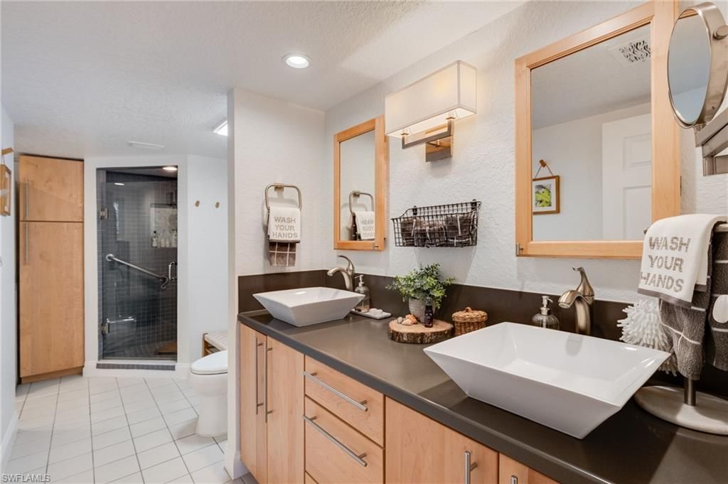 9247 Dimmick Dr, Sanibel, FL 33957 Photo