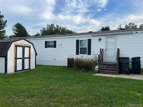 6988 McKean Road , Unit 272, Ypsilanti, Mi 48197