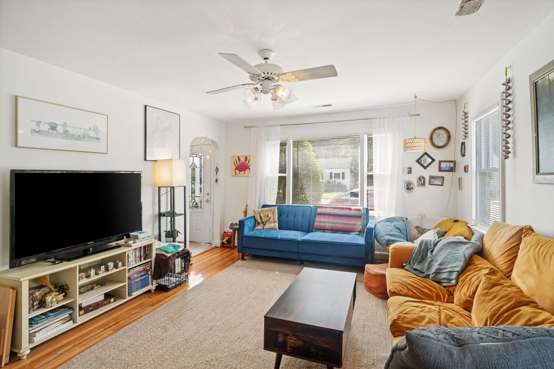 3860 Chestnut Street Photo 7