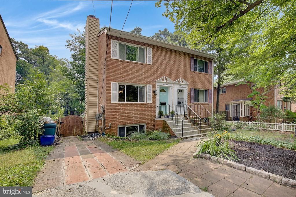 8203 ROANOKE AVENUE, TAKOMA PARK, MD 20912
