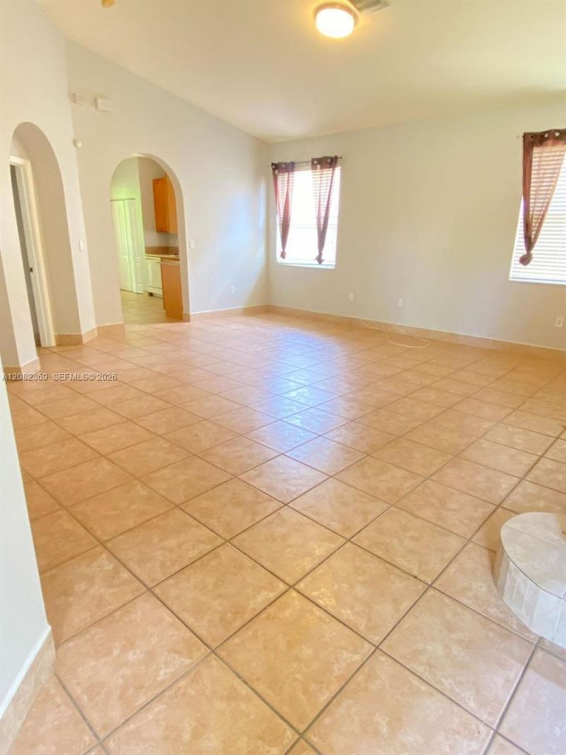 2302 NE 37th Ter, Unit 2302, Homestead, FL 33033 Photo