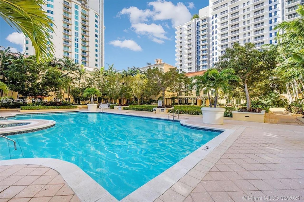 7350 SW 89th St, Unit 1411S, Miami, FL 33156 Photo